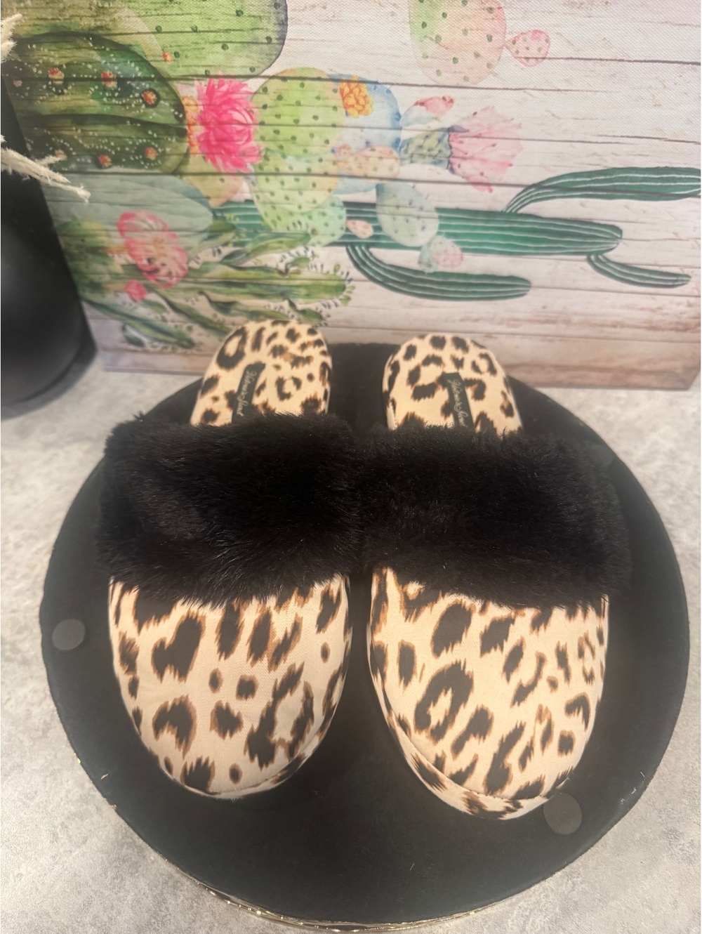 Victoria's Secret Signature Satin Slippers Leopard Animal Print Size S (6/7)